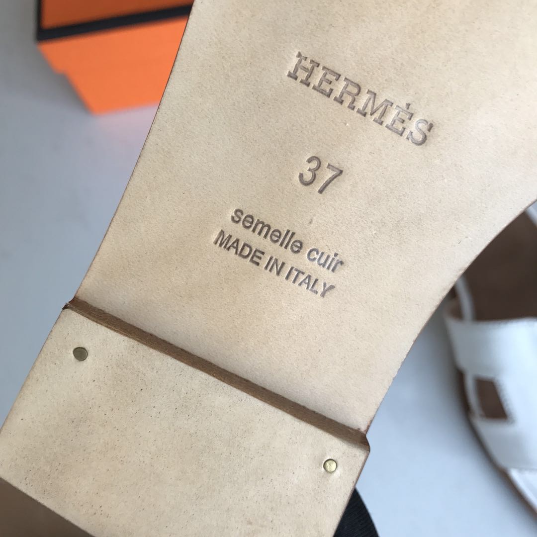 에르메스 올수공 오란 슬리퍼 샌들 페이던트 02